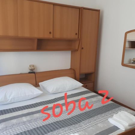 Apartman Emilio Baska Voda Ngoại thất bức ảnh