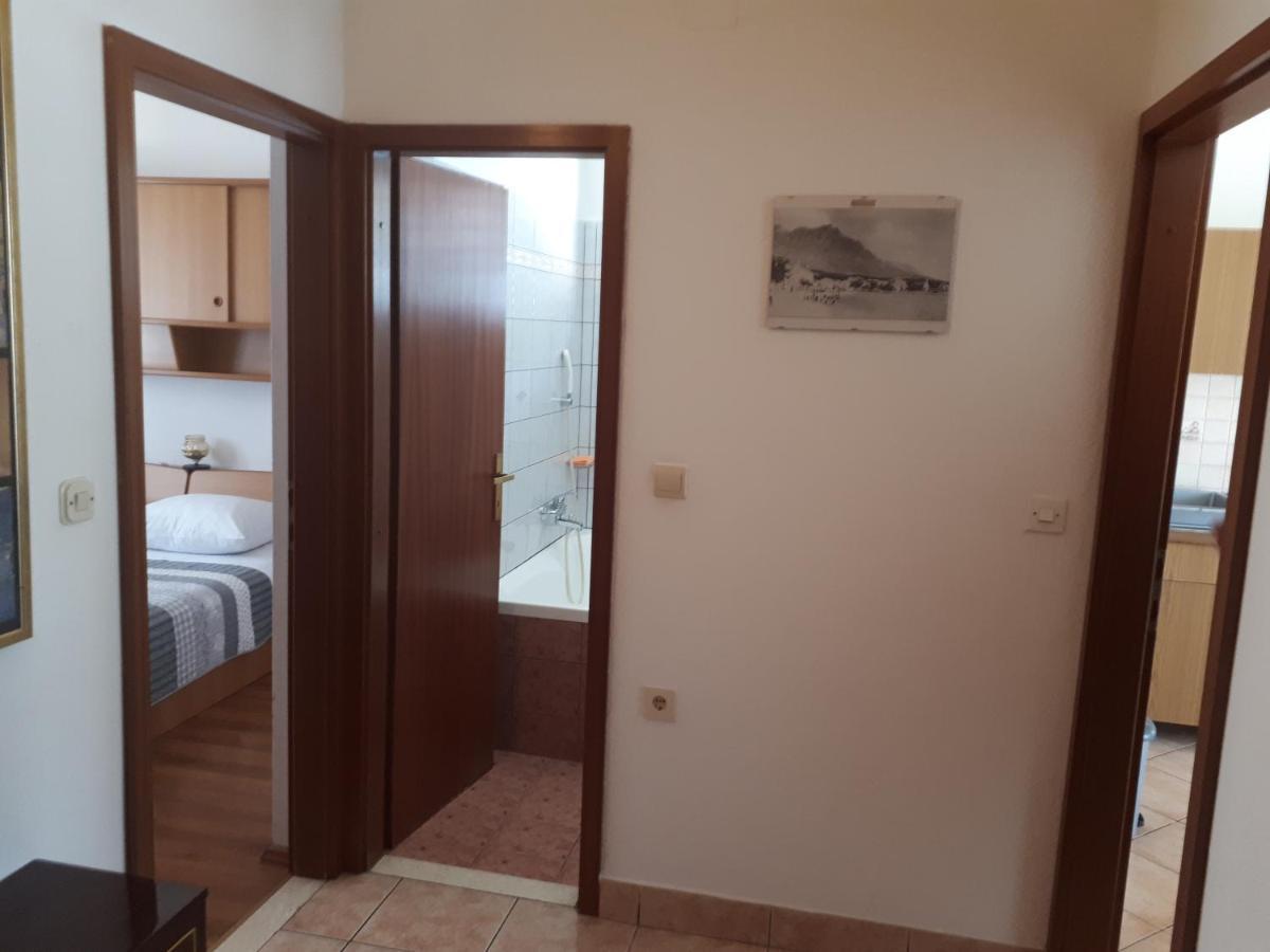 Apartman Emilio Baska Voda Ngoại thất bức ảnh