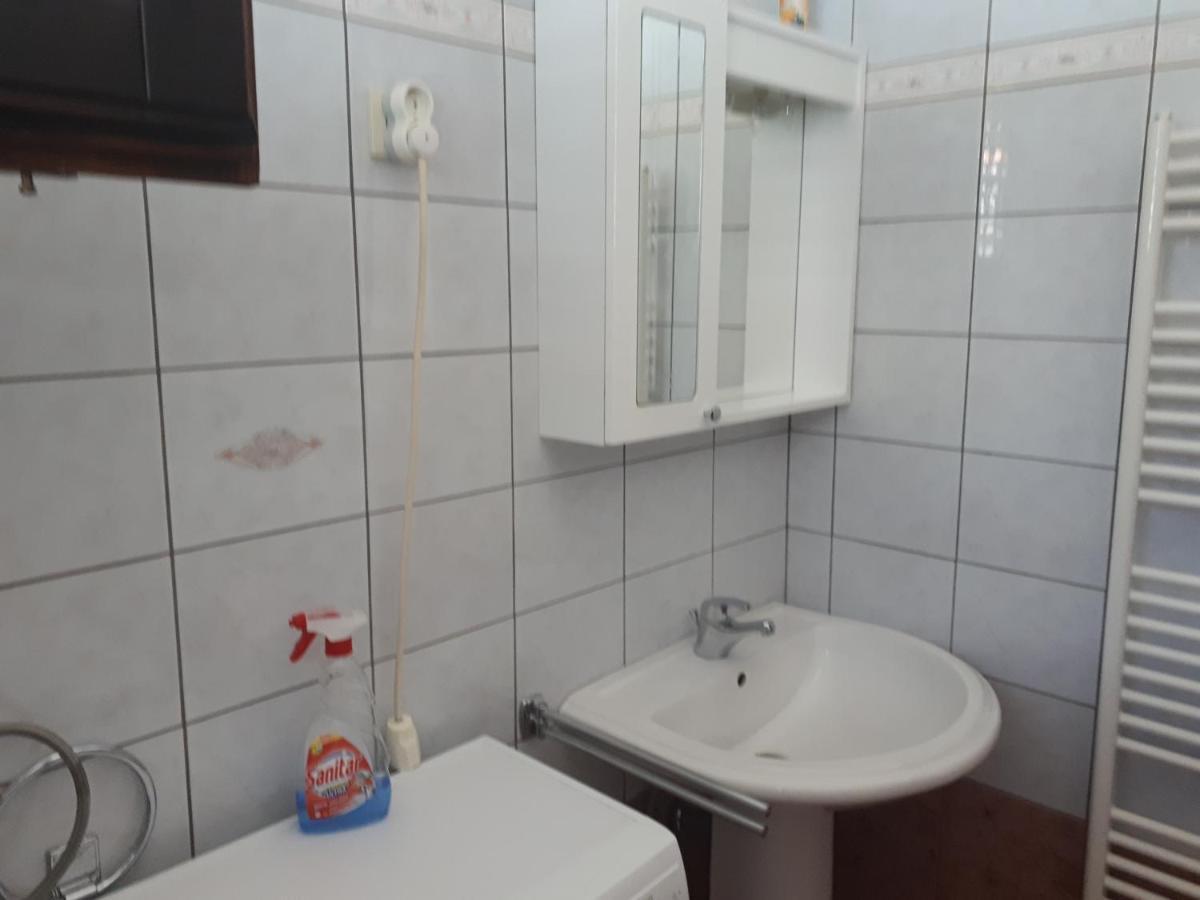 Apartman Emilio Baska Voda Ngoại thất bức ảnh