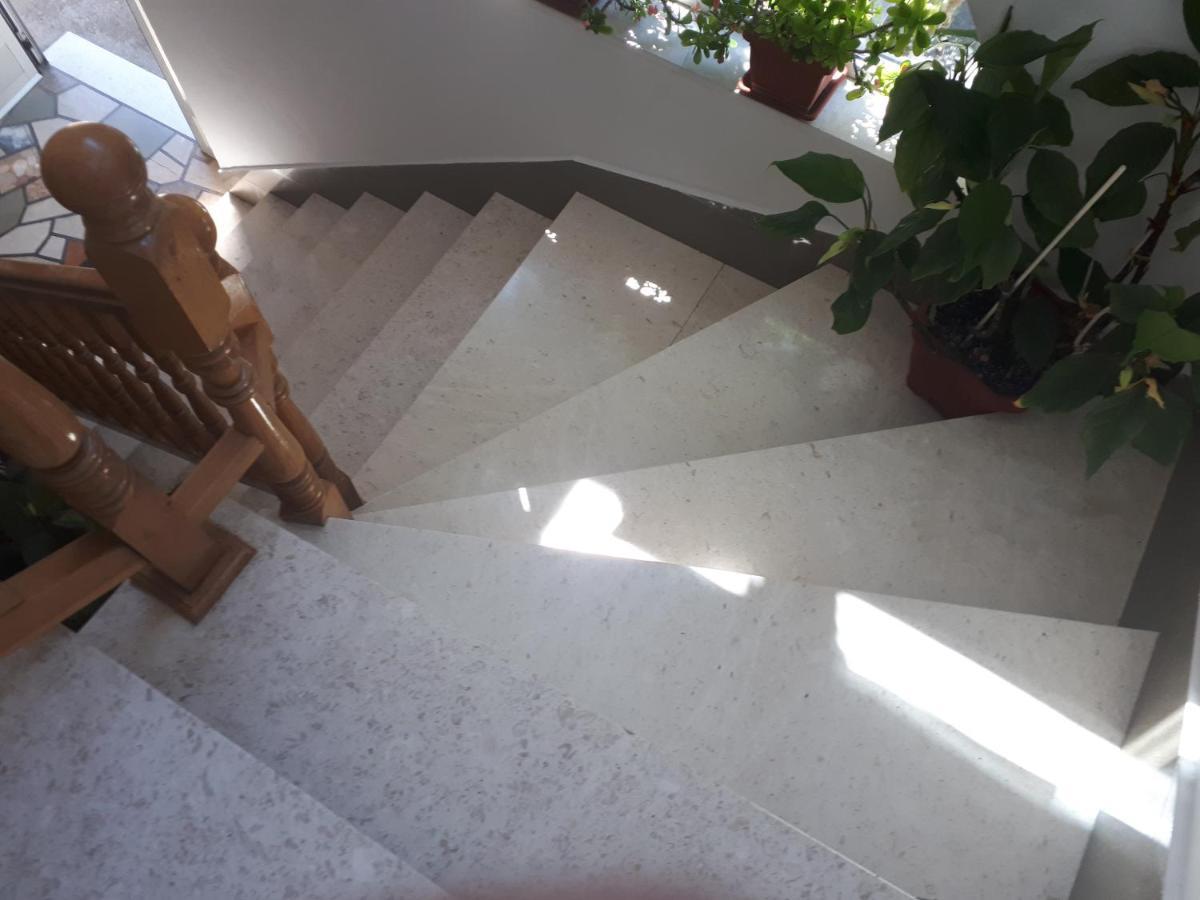 Apartman Emilio Baska Voda Ngoại thất bức ảnh