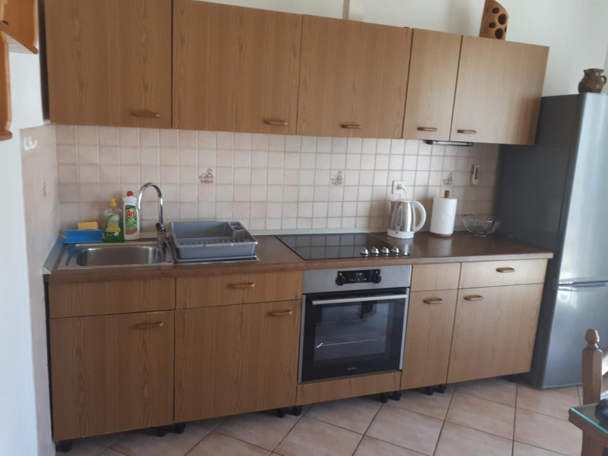 Apartman Emilio Baska Voda Ngoại thất bức ảnh